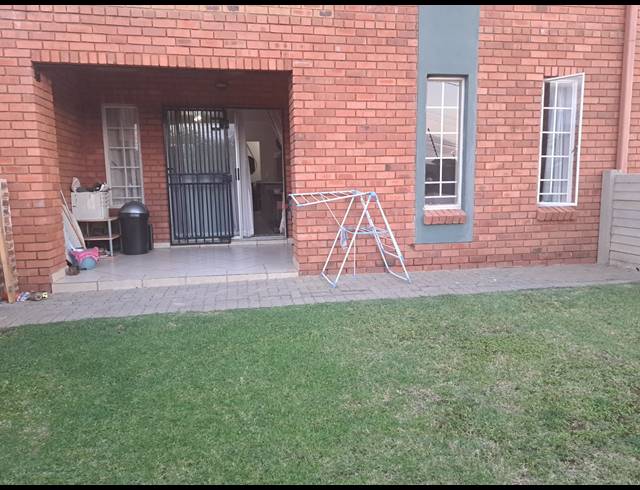 3 BEDROOM TOWNHOUSE FOR SALE IN WOLMER